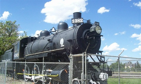 Train engine on display at Beattie Park.