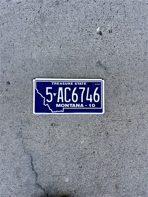 Basic blue MT license plate.png
